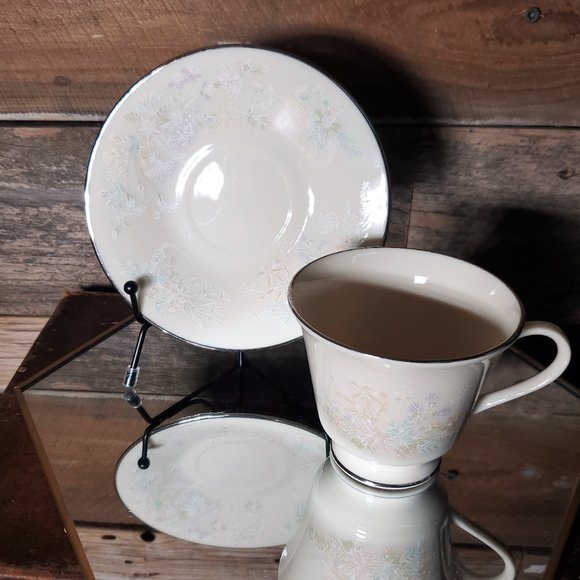 Lenox April Footed Cup & Saucer - 1980's Pastel Flowers with Platinum Rim - Picture 7 of 8